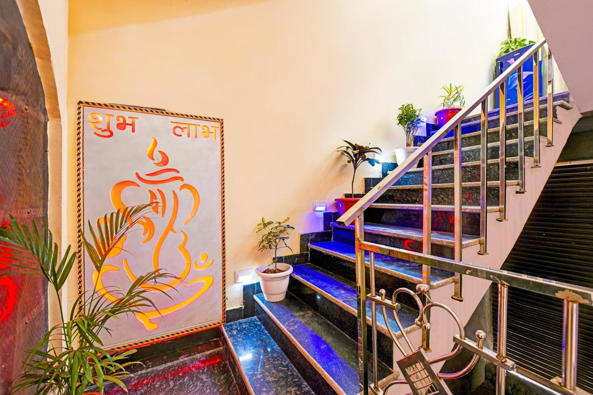 Hotel O Aj Star Hotel Faridabad Exterior foto