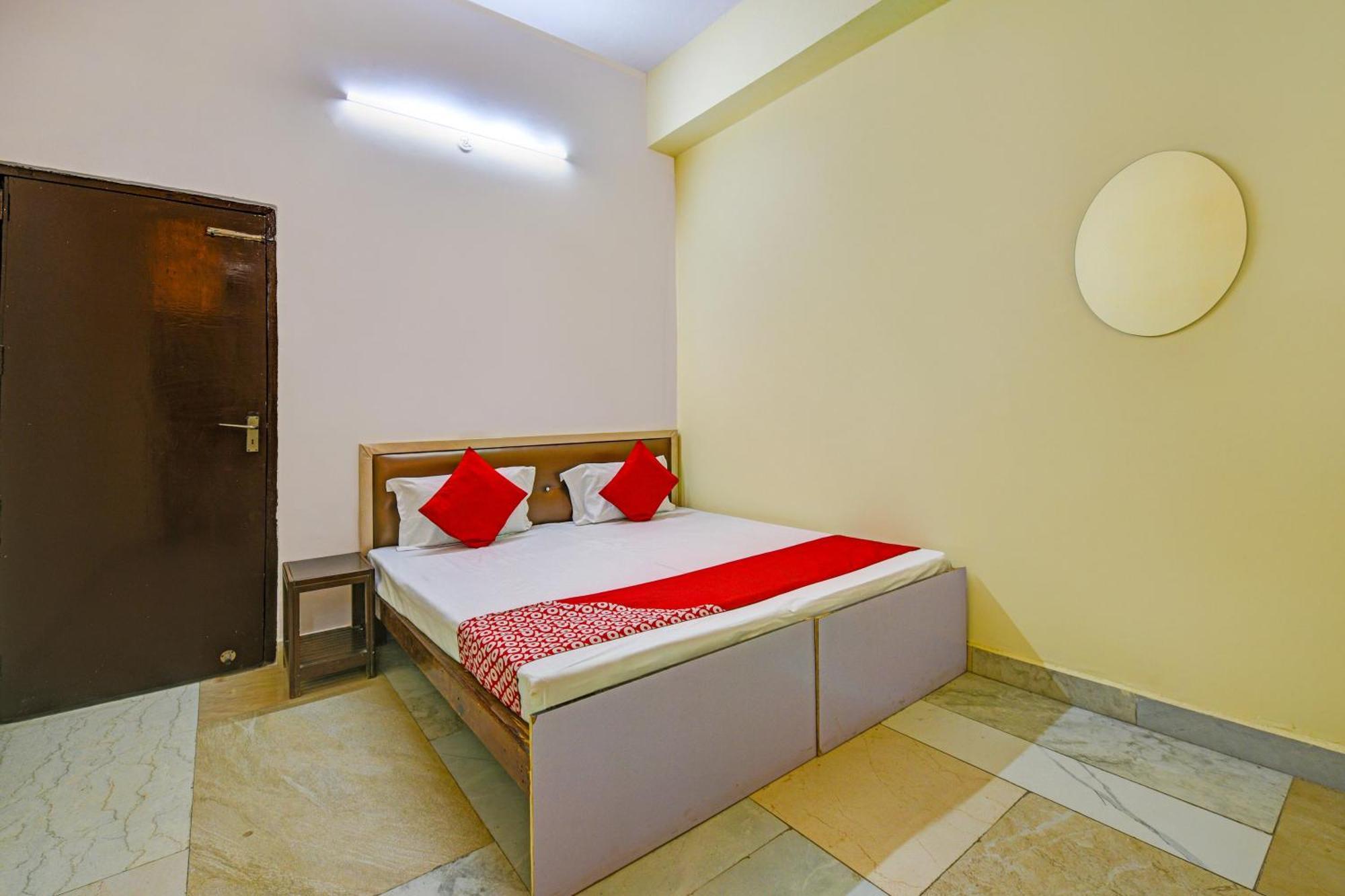 Hotel O Aj Star Hotel Faridabad Exterior foto